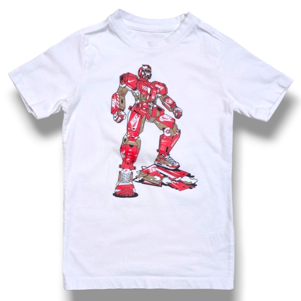 THE NIKE TEE
